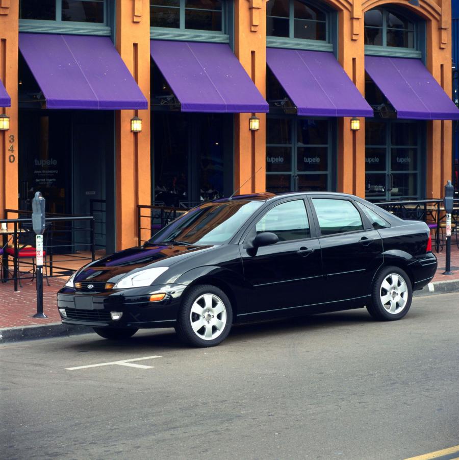  Ford Focus Saloon 1999 года  (фото 50 из 53)